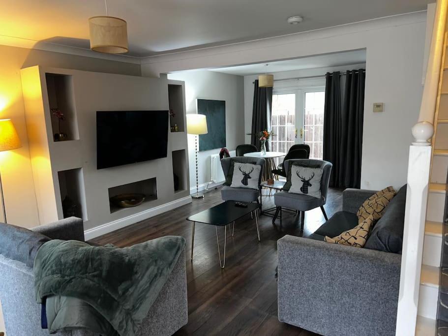 15 Min Drive To Airport 20 Min To Loch Lomond And City Center Old Kilpatrick Exterior photo